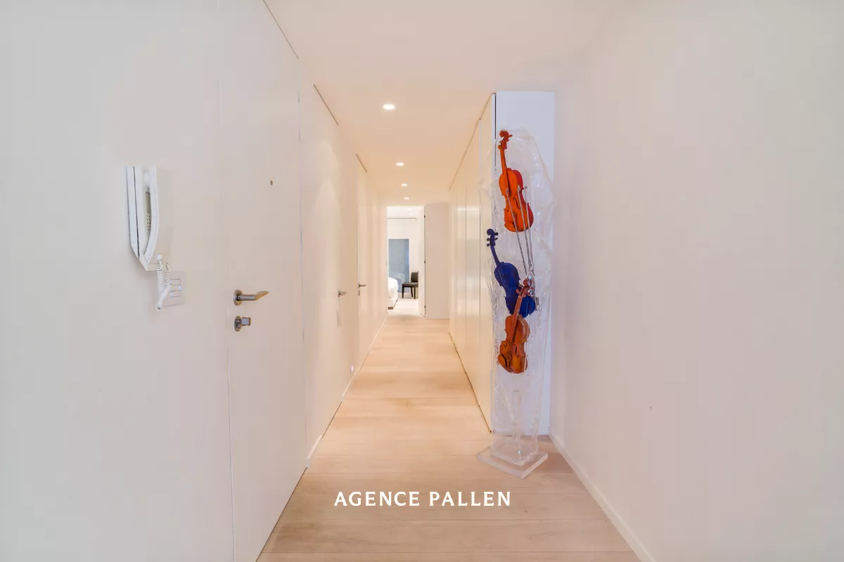 230cf70cda812becc9f76f2f90272c0a0fd06dc623a62559a5cfca6dd6c4bd74