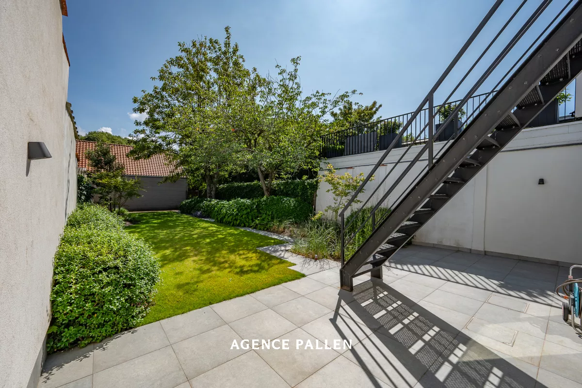 F0b6a0a7ec783aa344ee6d7283968d6d721b74bb56c48461d49634c5a22bf320