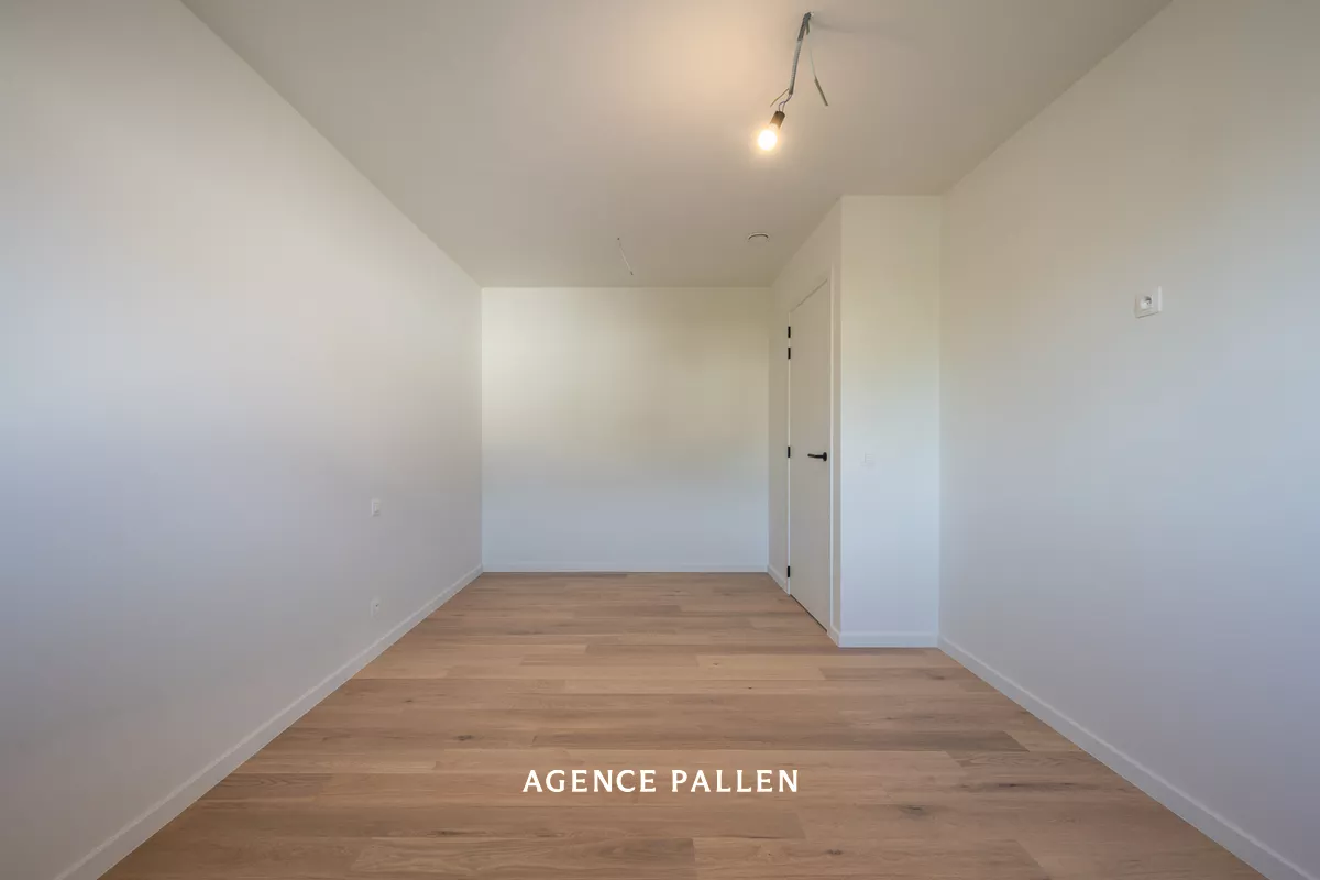 3bc28bf0a6ce901d712b9ec6e6075bd58ce8c8428b8909c2240d11007e0453a1