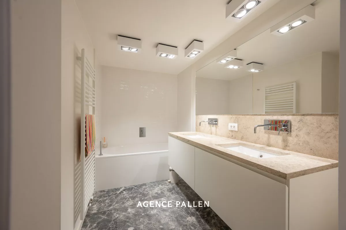 5e2f4a70d25039856cdfbebeac61cb0cea2c99cbf714a62fd597ee19422c14bf