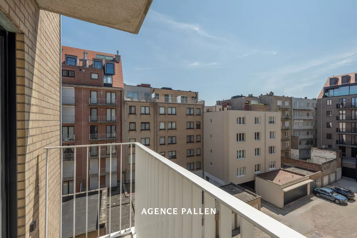 B0e121ffac1e2d638784744e73e3b361e72f63bc30d03c74c2168e5256330c81