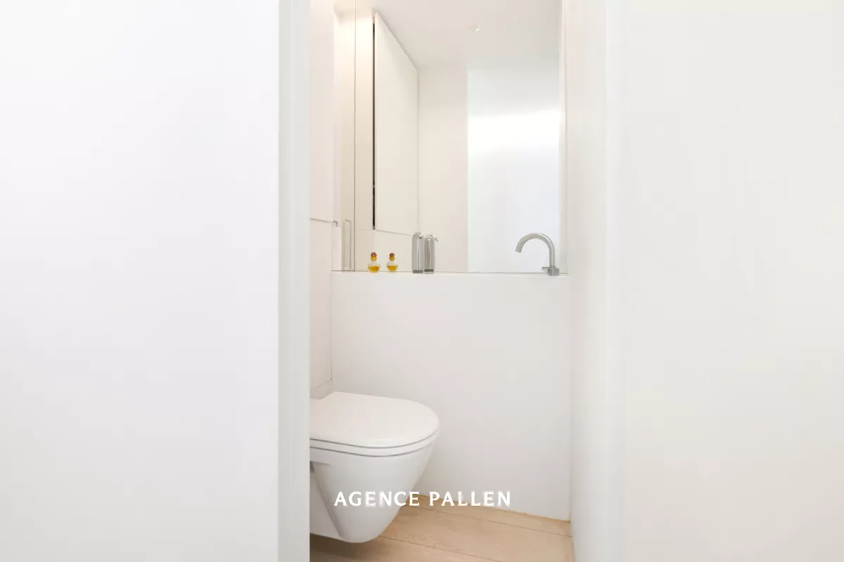 21d50c77fd25f9b73ab0bcf0bed3f4d18e452fa35d647df77ea0e30d84fbd5a3