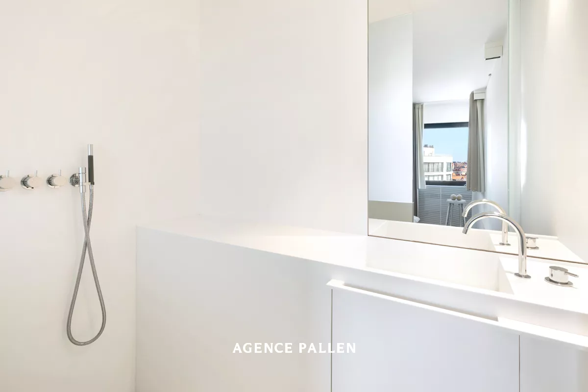 B39fc16638090596e32f7e1585f7dcbc536cbab852665b7fbaedad8733ca6211