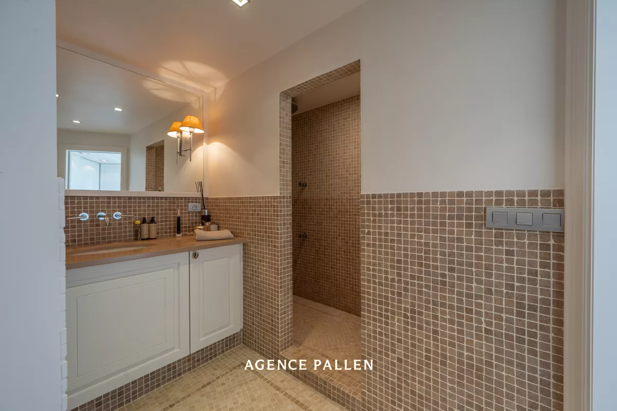 990fe0cef111ff592fb52f6f0543d274b99d379a6dc25eaa7e563e448a63c17f