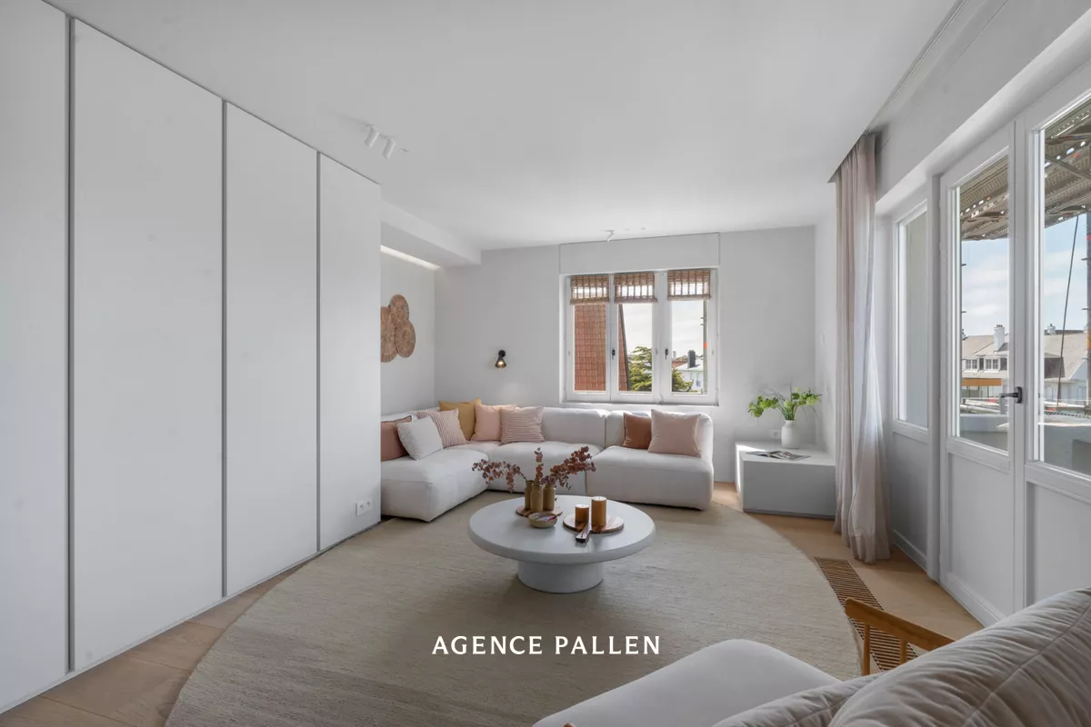 B8aa5b2d7542a8f8c0de86e1992c3685b5806c7fd6b9f82fc1a755346a51ab56