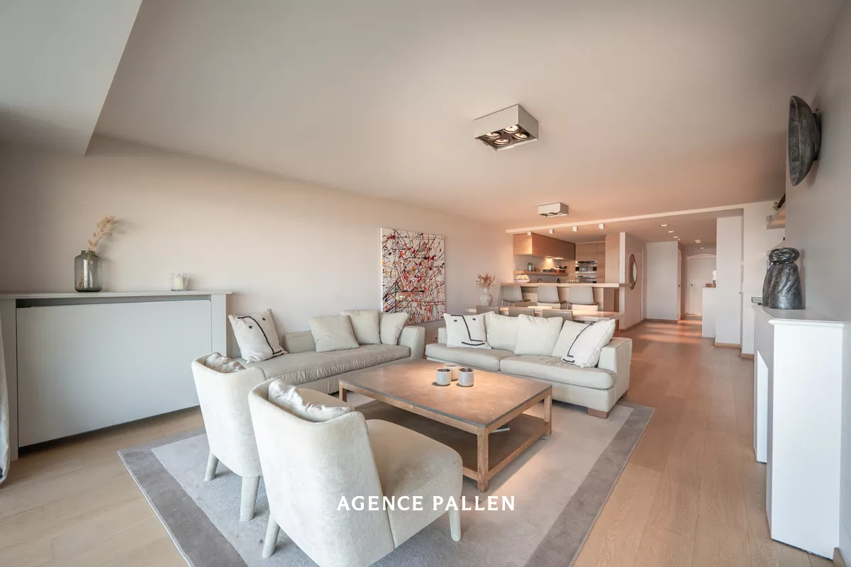 98ec7f0b341c0c320ac9598dc403ab15cd5d8c8fa7746d5e37a687bc305b57e3