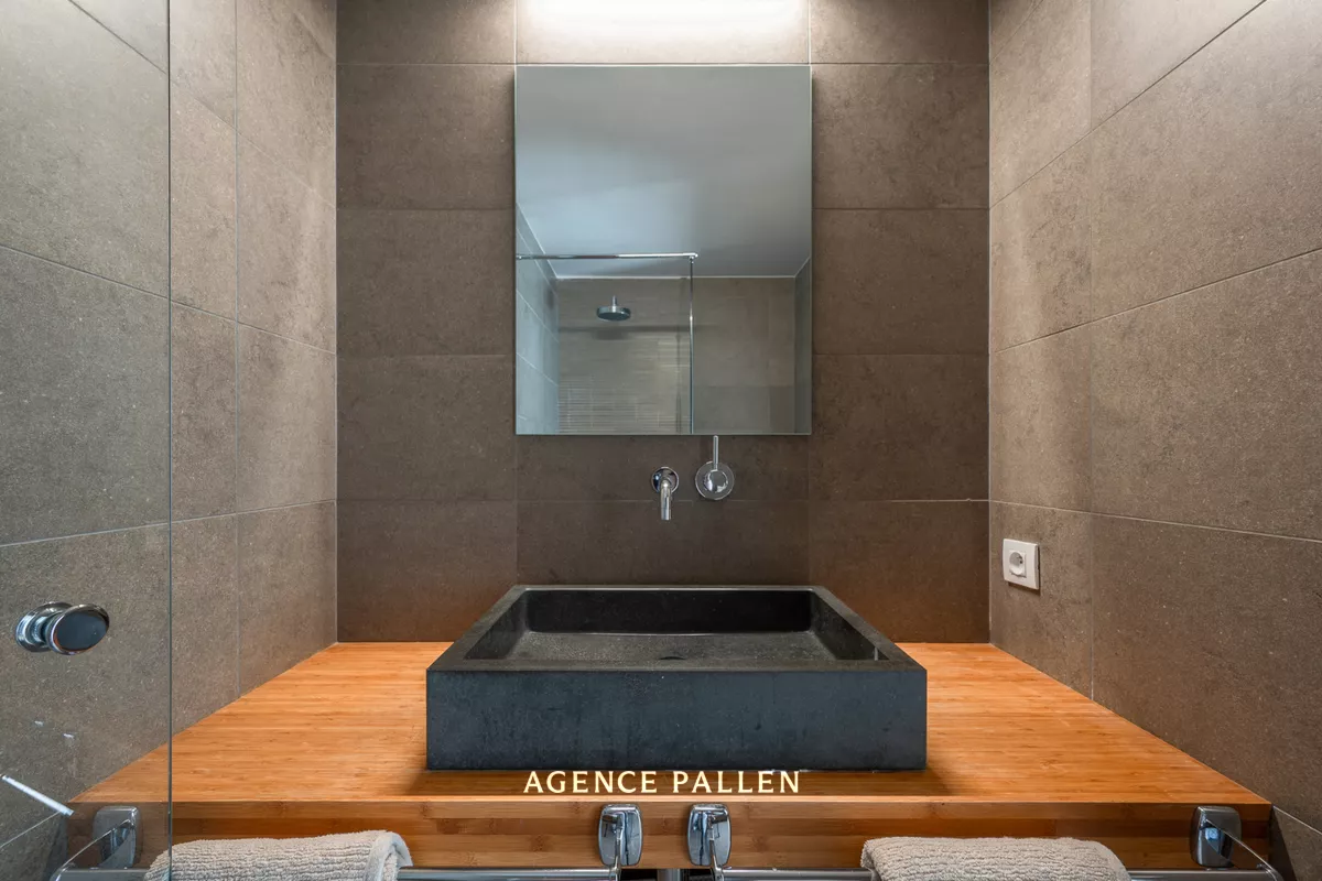 28ac8bff63a089610728172bc12be42bd6dd878717294ee5035c20e59a06e3a6