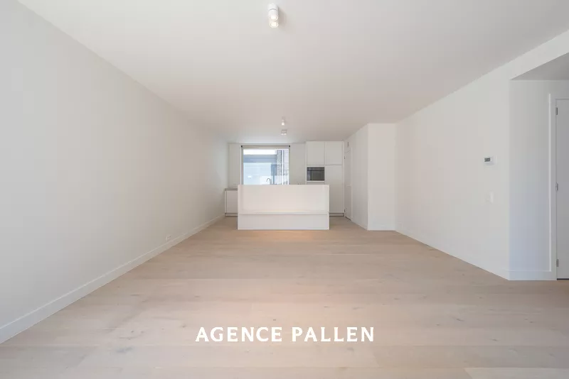 004094f0b25f2cee6379d949549775060e4a7750df913c19c2747fbe0b022f48