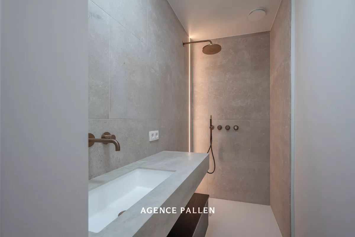 1e315afabc03f2f781c2666200d23096c48009aa19789a3577a275369a38eb79