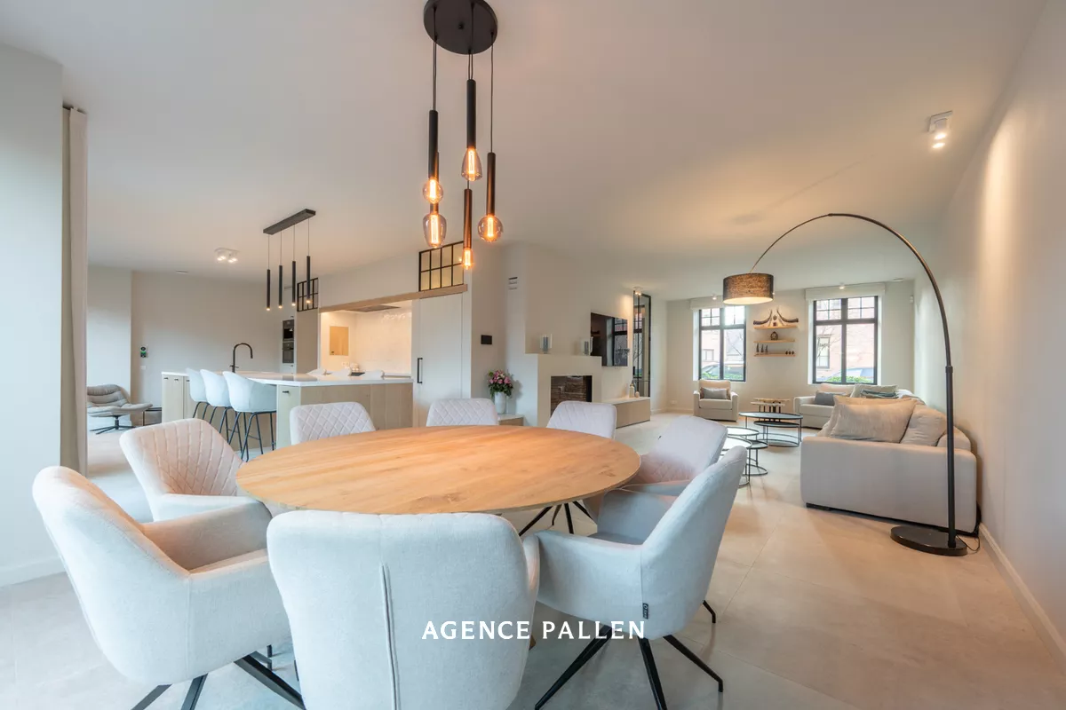 Dfffa0967cb1807e09c88b7323c220c09b785e52903a13fbc1aea027d28bd838