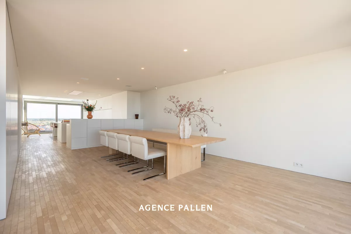 047fe07745c79d3cf80210d41f294f3b60c98ffa3301e0e62b89cab69bc6c1af