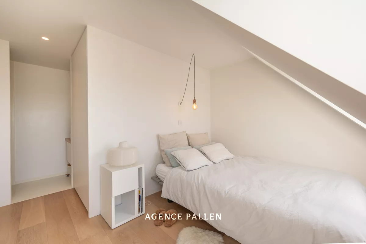 1d9513d7803ddec2b49e61e65aaad8b8d0e28111e2563543b43fd3875e42977a