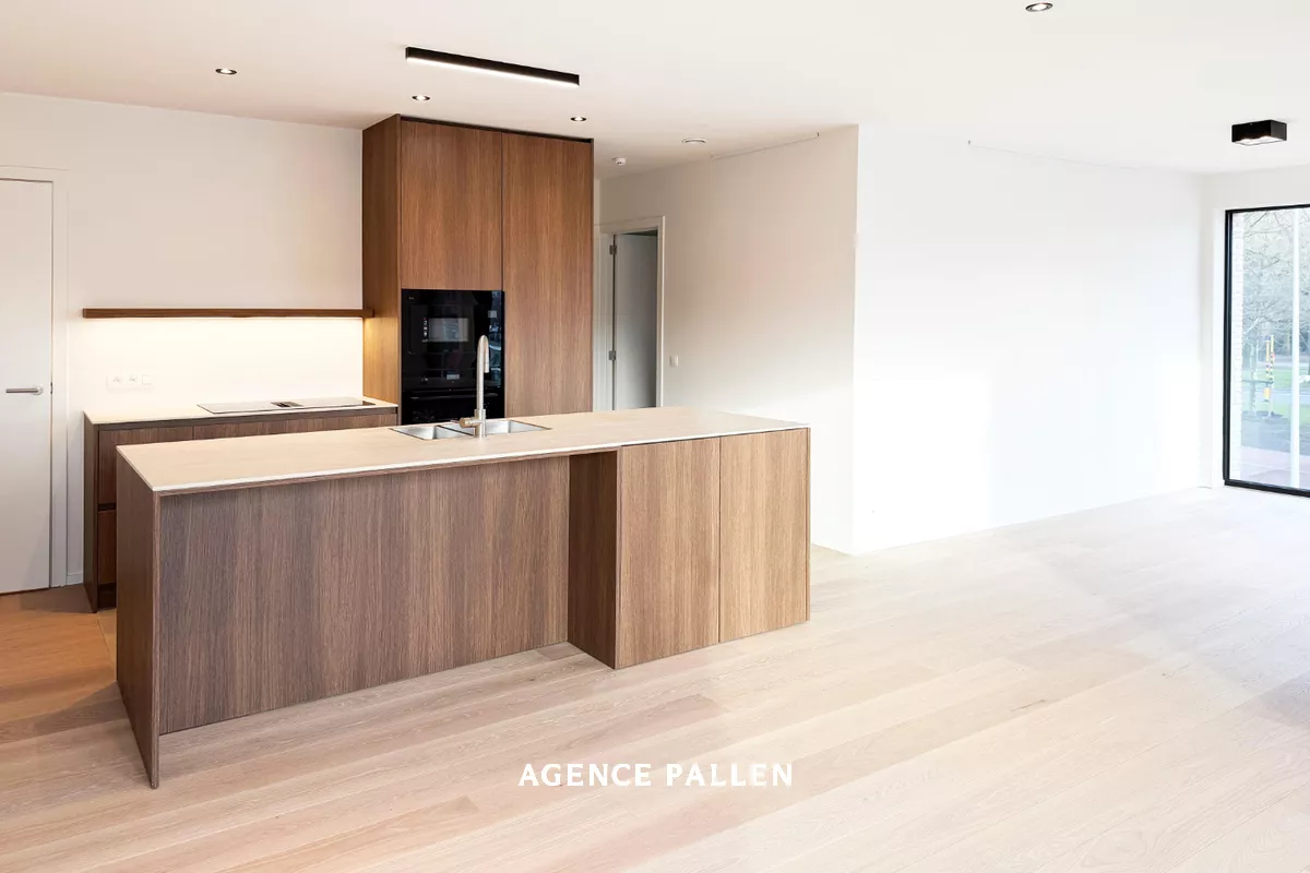 8f1945a2dbd4222235f7d3cb55fb11df501a242b9dafacad8edb80318e4891a5