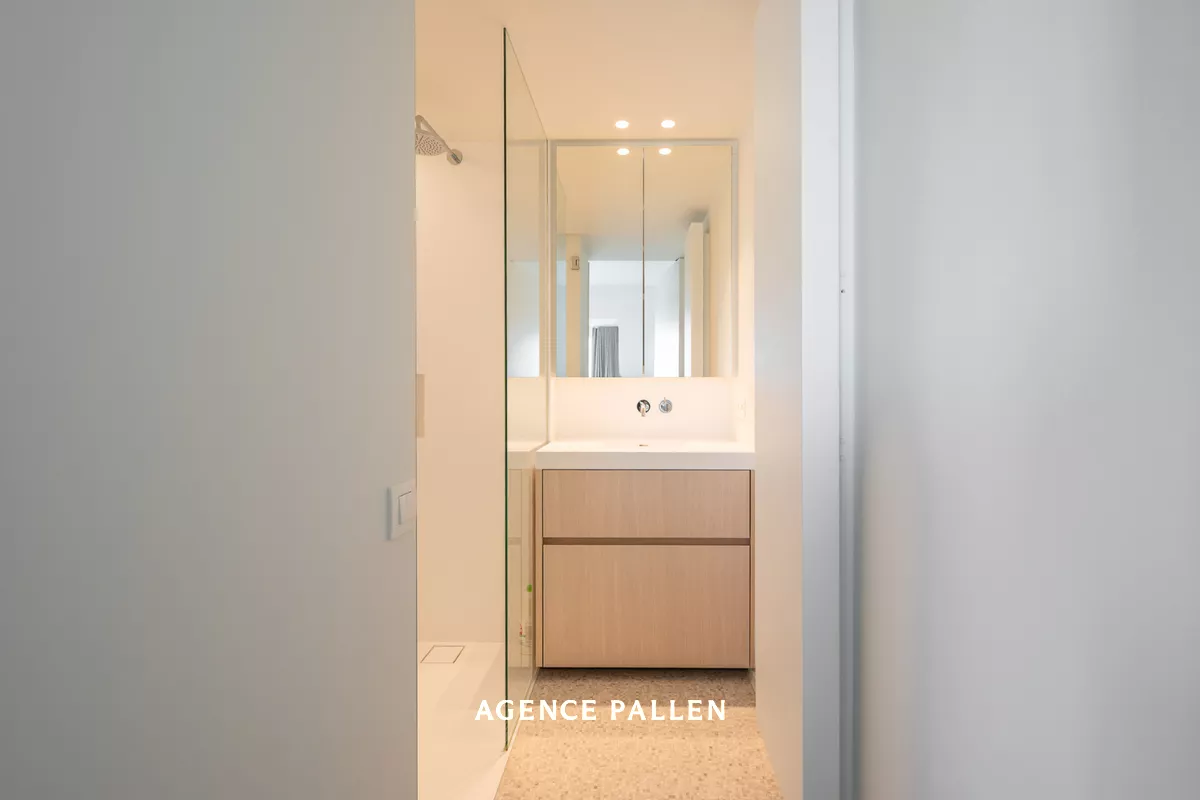 A77b1f9376c1d747d11efd33ada9e4760b3e9ee5cd6db781314c3b6f7a317993